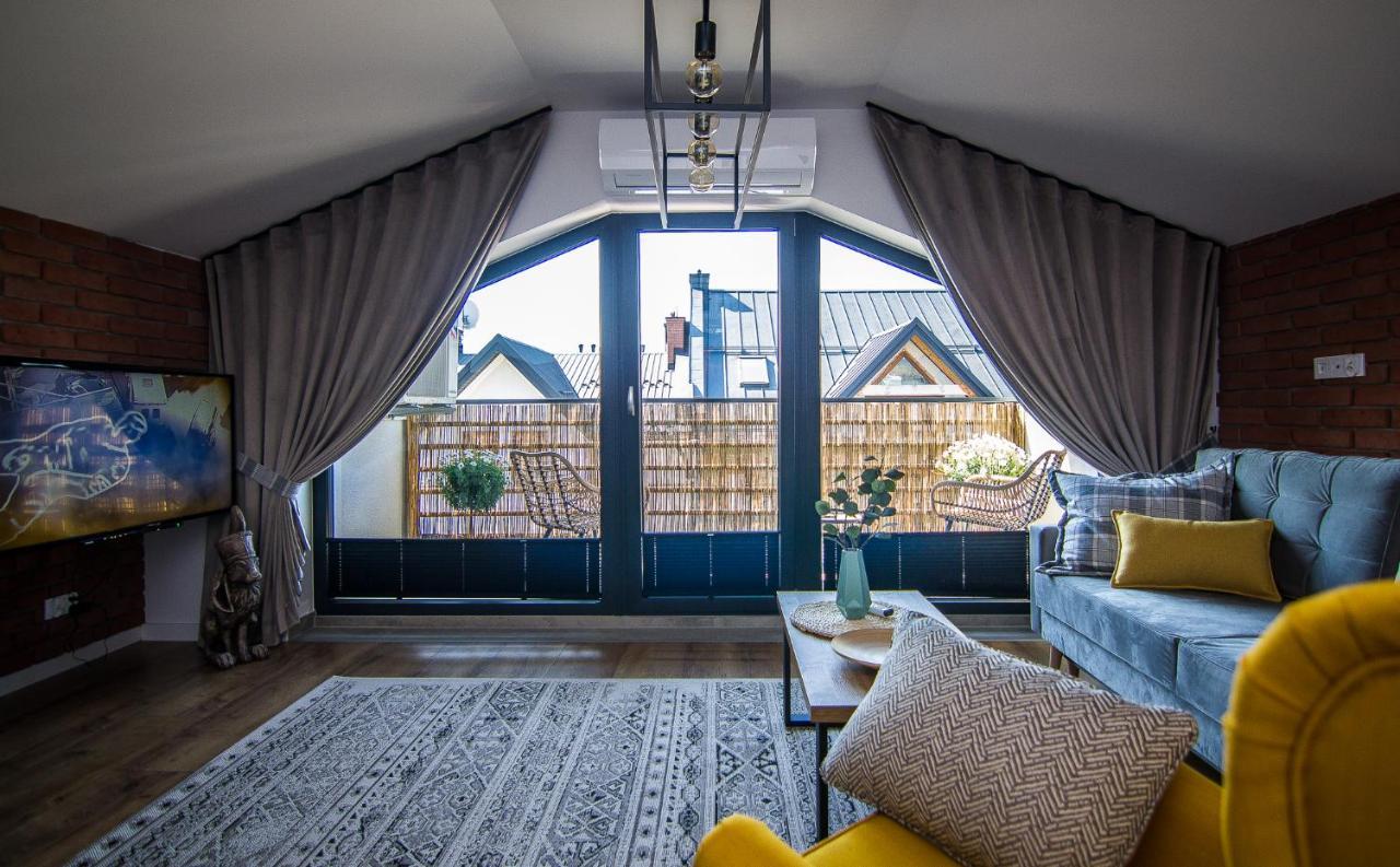 Apartamenty W37 โนวือตาร์ก ภายนอก รูปภาพ