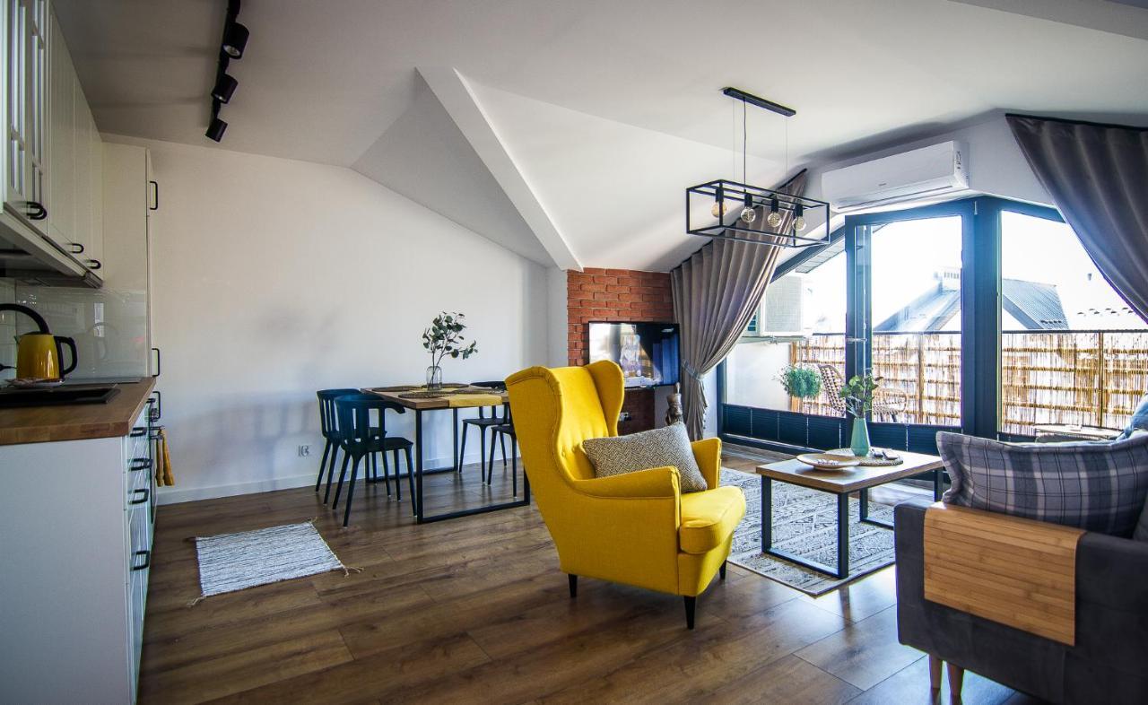Apartamenty W37 โนวือตาร์ก ภายนอก รูปภาพ